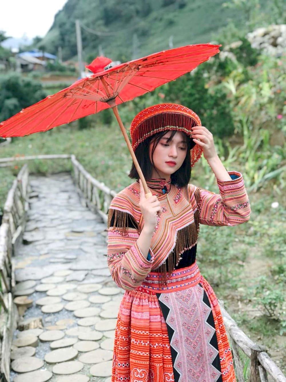 Gợi ý trang phục dân tộc đi chợ phiên Bắc Hà Sapa (Nguồn: Internet)